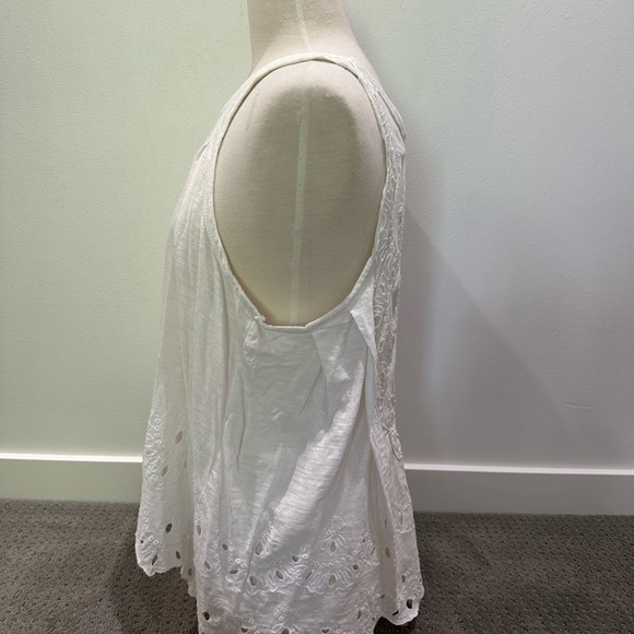 Free People sleeveless lace trim top - Picture 2 of 9